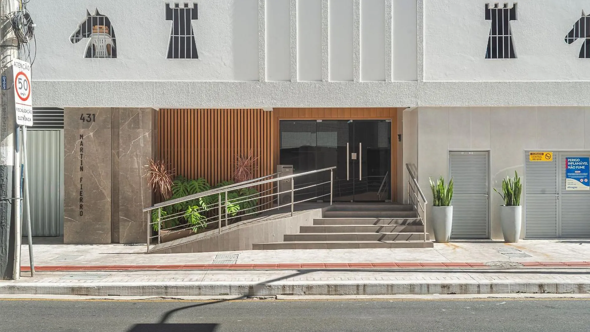 Holiday home Mtfr037 Conforto C/ 2 Quartos, Ar Cond. E Garagem Balneario Camboriu