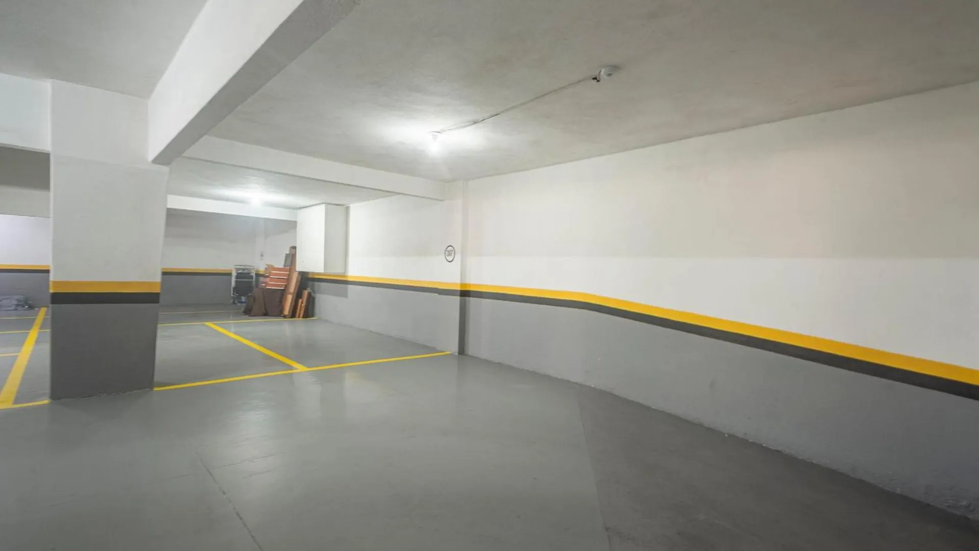 Mtfr037 Conforto C/ 2 Quartos, Ar Cond. E Garagem Balneario Camboriu 0*,  Brazil