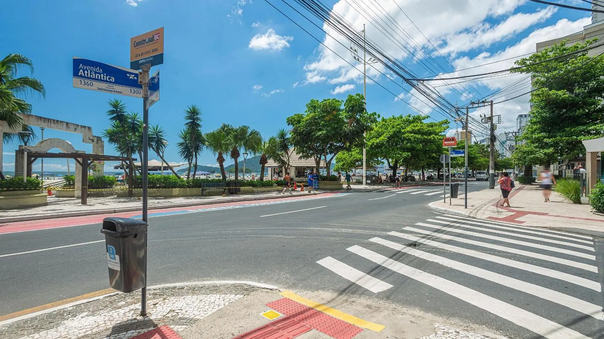 Holiday home Mtfr037 Conforto C/ 2 Quartos, Ar Cond. E Garagem Balneario Camboriu