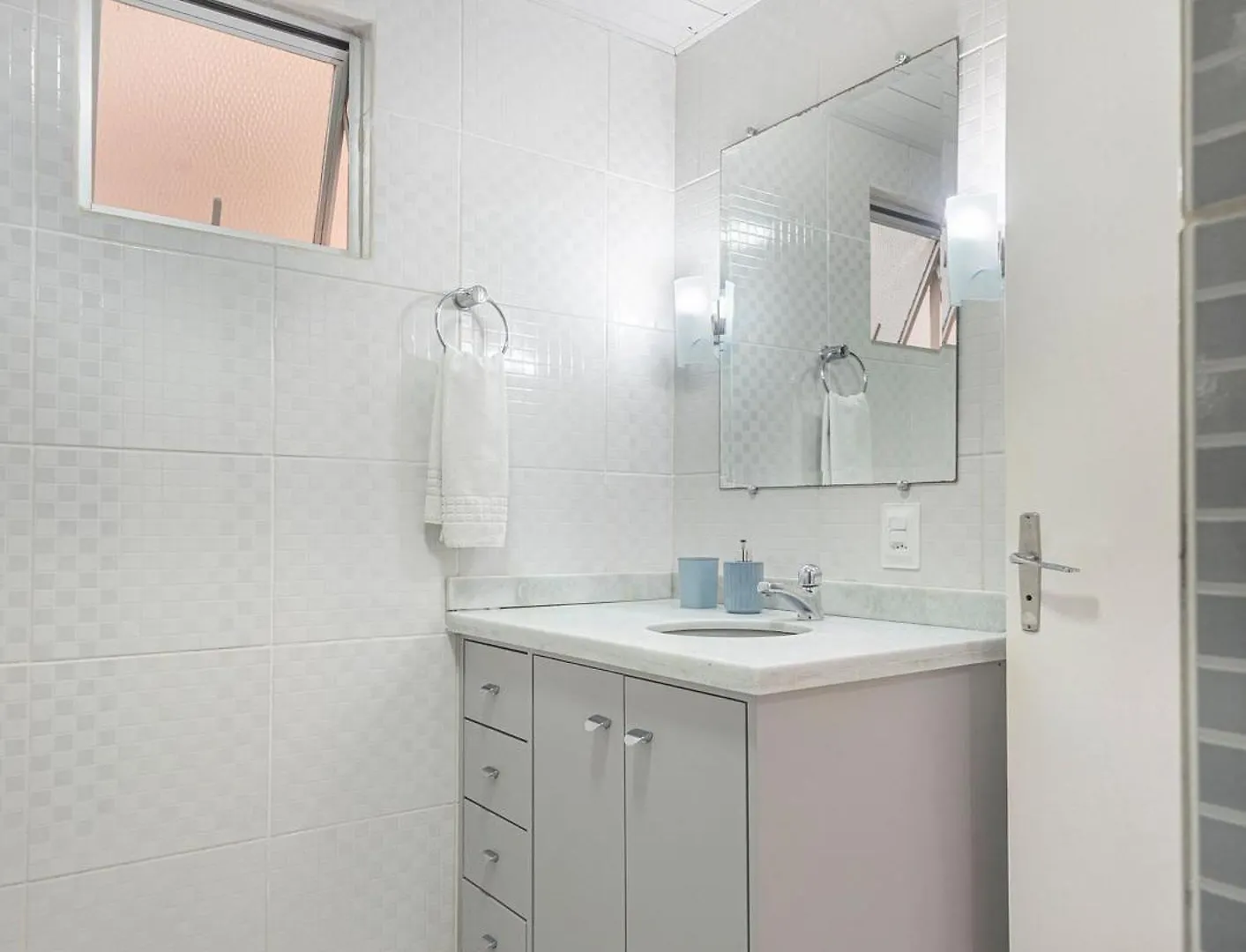 Holiday home Mtfr037 Conforto C/ 2 Quartos, Ar Cond. E Garagem Balneario Camboriu